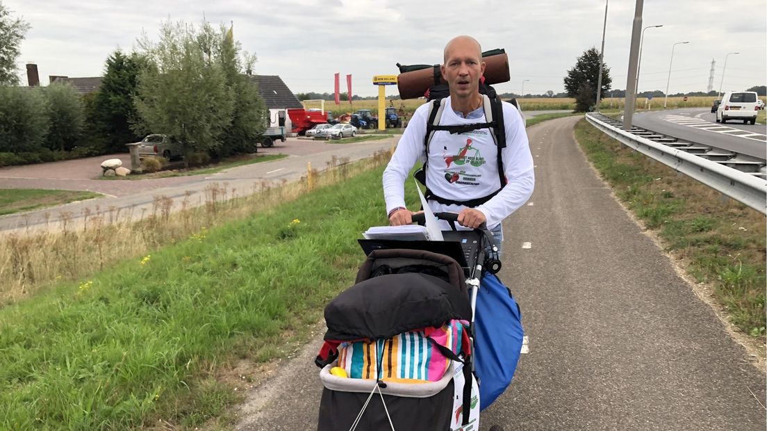 Patrick Damhuis liep van Enschede naar Den Haag