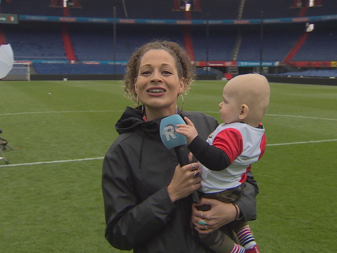 Laurence van Ham met een Feyenoord-baby