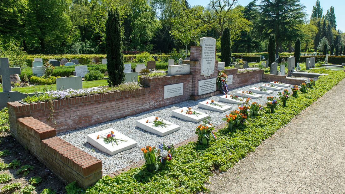 Het Eregraf en Monument van de Oranje Vrijbuiters.