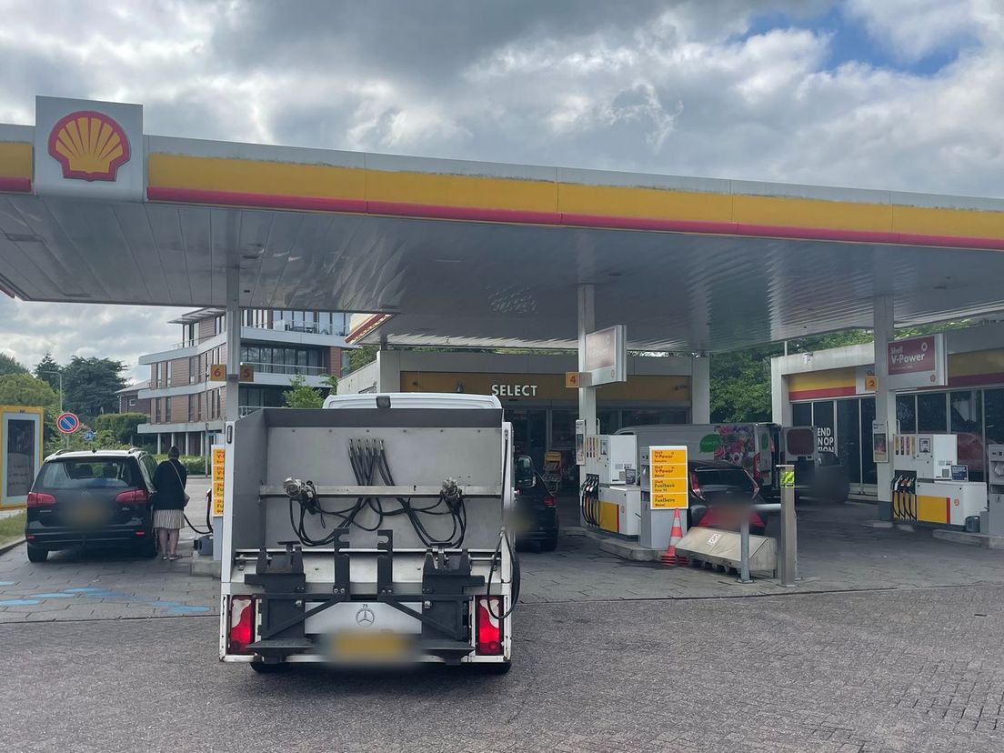 Het tankstation waar een dertienjarig een overval probeerde te plegen