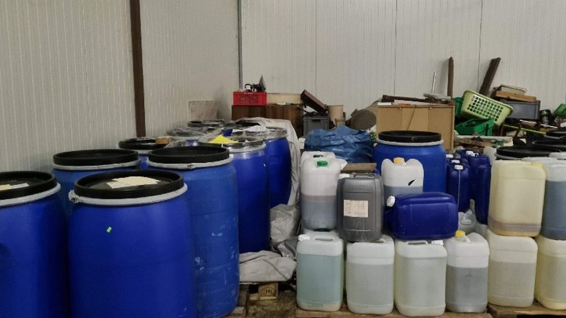Yn 2022 waard 10.000 liter drugsôffal fûn yn in loads yn Sint Anne