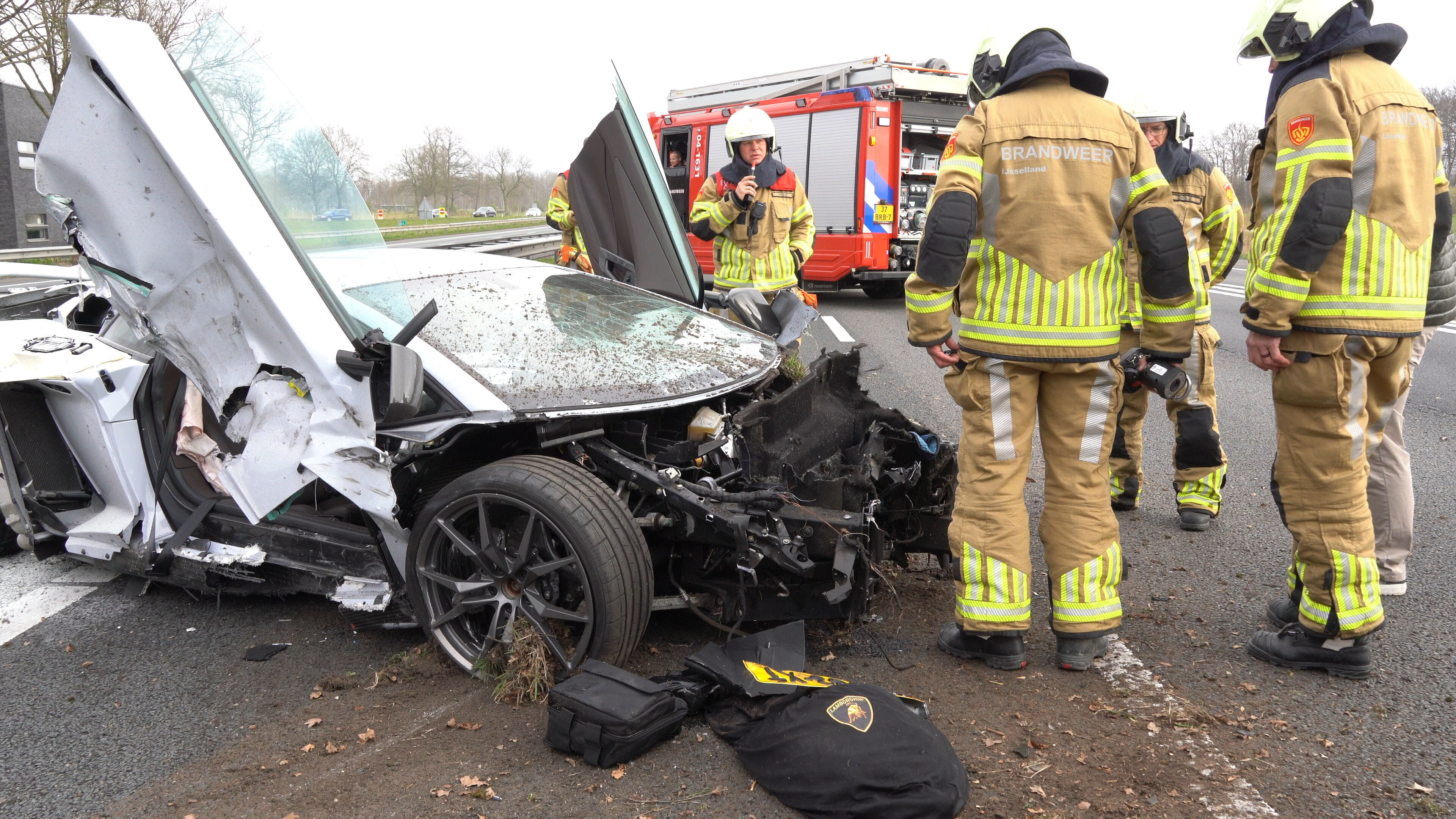 Jaar Rijontzegging En 120 Uur Taakstraf Voor Bestuurder Lamborghini ...