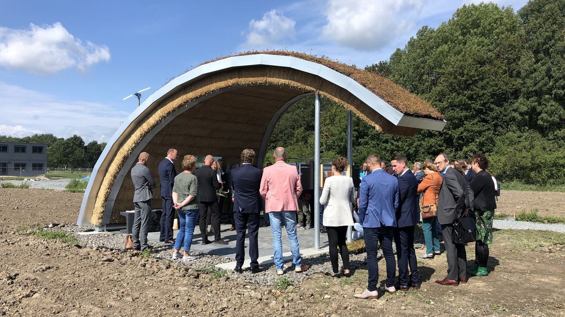 Minister Ollongren bij het Stropaviljoen