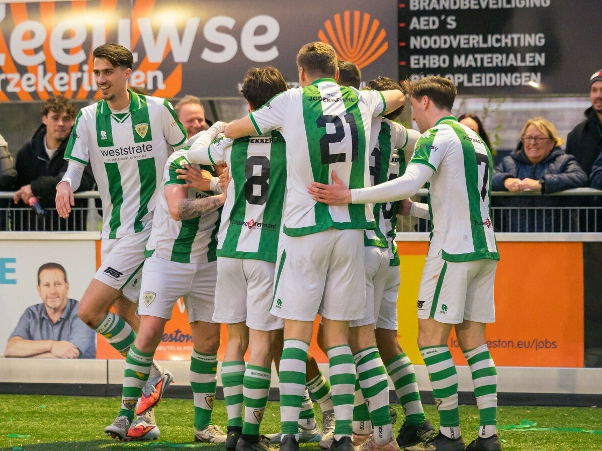 Kloetinge wint eerste oefenduel van FC Swin City, hattrick voor De Waal