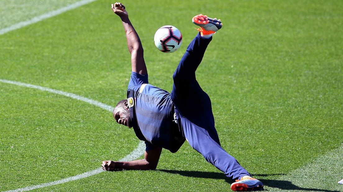 Usain Bolt op het trainingsveld in Australië