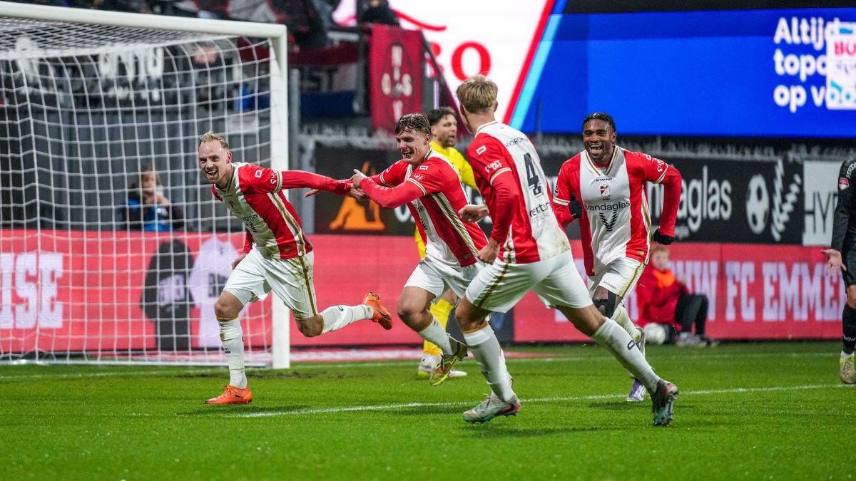 Hattrickheld Postema leidt FC Emmen naar vermakelijke zege op Helmond Sport