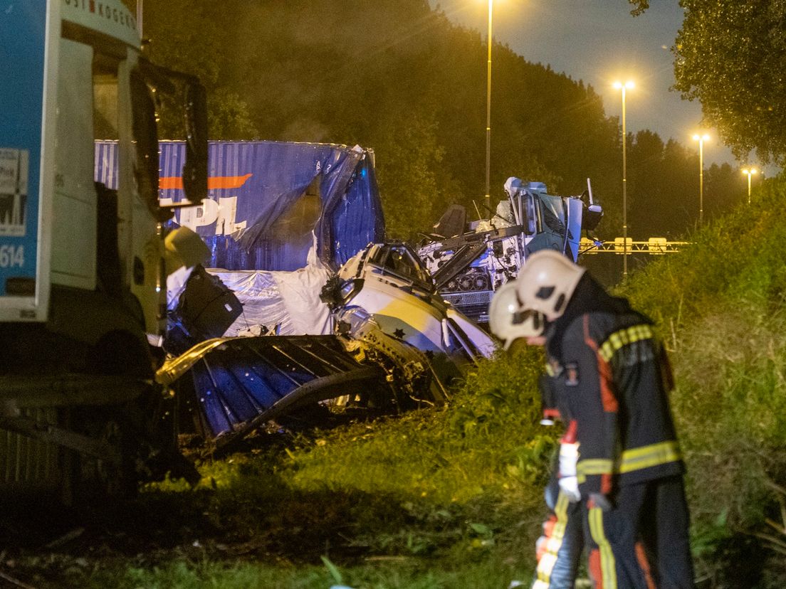 Ongeluk A20 ter hoogte van Nieuwerkerk aan den IJssel (Bron: MediaTV - Josh Walet)