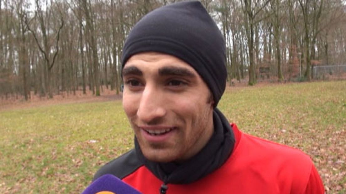 Alireza Jahanbakhsh wil liefst zo vroeg mogelijk kampioen worden met NEC.
								


$(document).ready(function(){
	createJwPlayerMultipleFiles('cover_container_1826356','http://www.omroepgelderland.nl/web/show/id=1839498/cachetimeout=30/elementHolder=1826331/elementId=1826356/jellycontentids=2084732/mediahost=media.omroepgelderland.nl/ssiObjectClassName=nl.gx.webmanager.cms.mediarepository.MediaCollectionElement/ssiObjectId=1826356/thumbnailHeight=280/thumbnailWidth=500/timing=201505200456/webid=26098/presentationid=338526','http://www.omroepgelderland.nl/web/show/id=1839498/cachetimeout=30/elementHolder=1826331/elementId=1826356/jellycontentids=2084732/mediahost=media.omroepgelderland.nl/ssiObjectClassName=nl.gx.webmanager.cms.mediarepository.MediaCollectionElement/ssiObjectId=1826356/thumbnailHeight=280/thumbnailWidth=500/timing=201505200456/webid=26098/presentationid=338526/mobile=true',false,false,500,280);
	$.ajax({
		type: "GET",
		url: "http://rss.omroepgelderland.nl.kpnis.nl/public/playlist.php?data=" + escape("http://www.omroepgelderland.nl/web/show/id=1839498/cachetimeout=30/elementHolder=1826331/elementId=1826356/jellycontentids=2084732/mediahost=media.omroepgelderland.nl/ssiObjectClassName=nl.gx.webmanager.cms.mediarepository.MediaCollectionElement/ssiObjectId=1826356/thumbnailHeight=280/thumbnailWidth=500/timing=201505200456/webid=26098/presentationid=338526"),
                dataType: "xml",
		success: function(xml) {
			$('#playlist_list').append('Media bij dit artikel');
			$('#playlist_list').append('');
			$(xml).find('track').each(function(){
				var type = $(this).find('type').text();
				var title = $(this).find('title').text();
				var location = $(this).find('location').text();
				$('#playlist_ol').append(''+title+' \(' + type.toLowerCase() + '\)');
			});
			$('#playlist_list').append('');
		}
	});
});



					'Daarom willen we tegen Roda ook drie punten pakken.