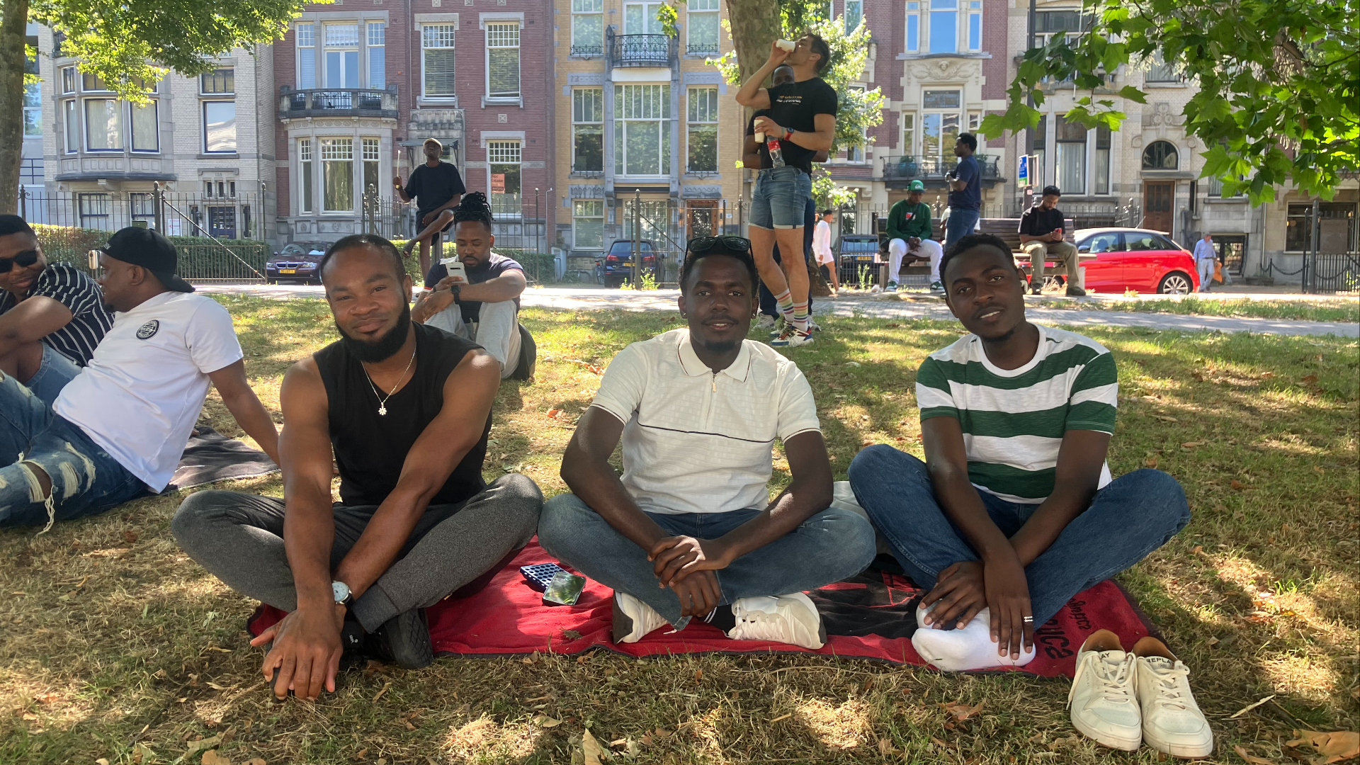 Veel asielzoekers uit Oeganda komen maandelijks naar Cocktail for migrants in Rotterdam