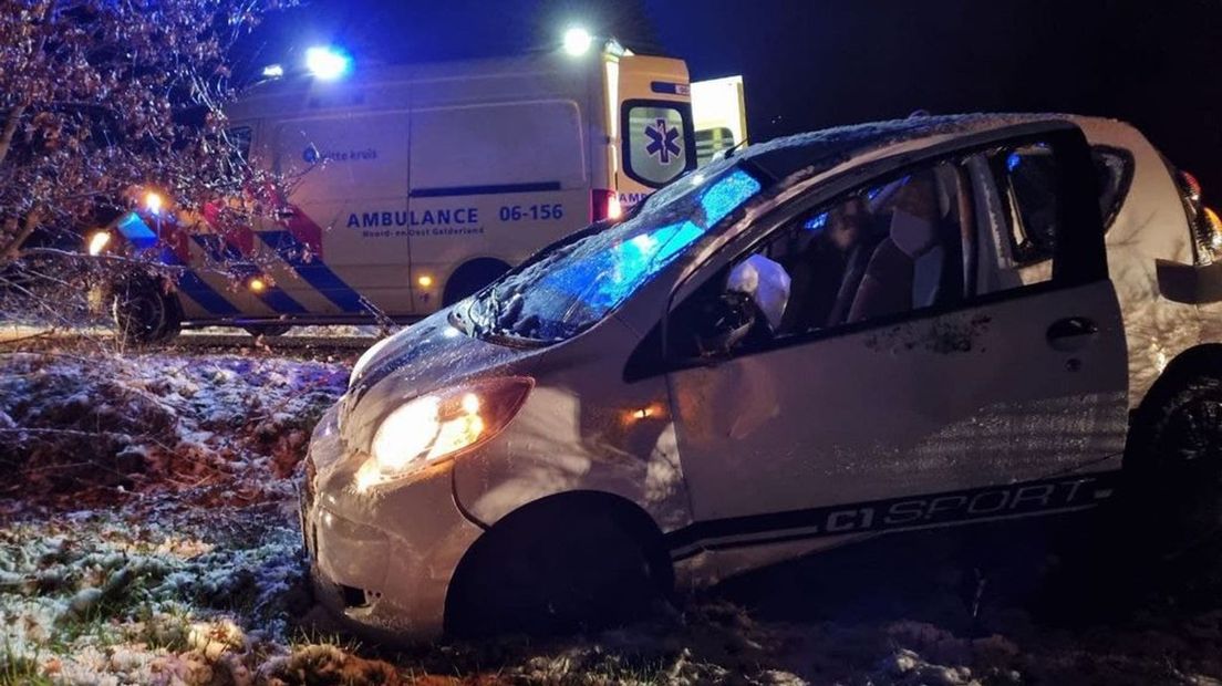 Op de Stemhutterweg in Rekken lag veel sneeuw.