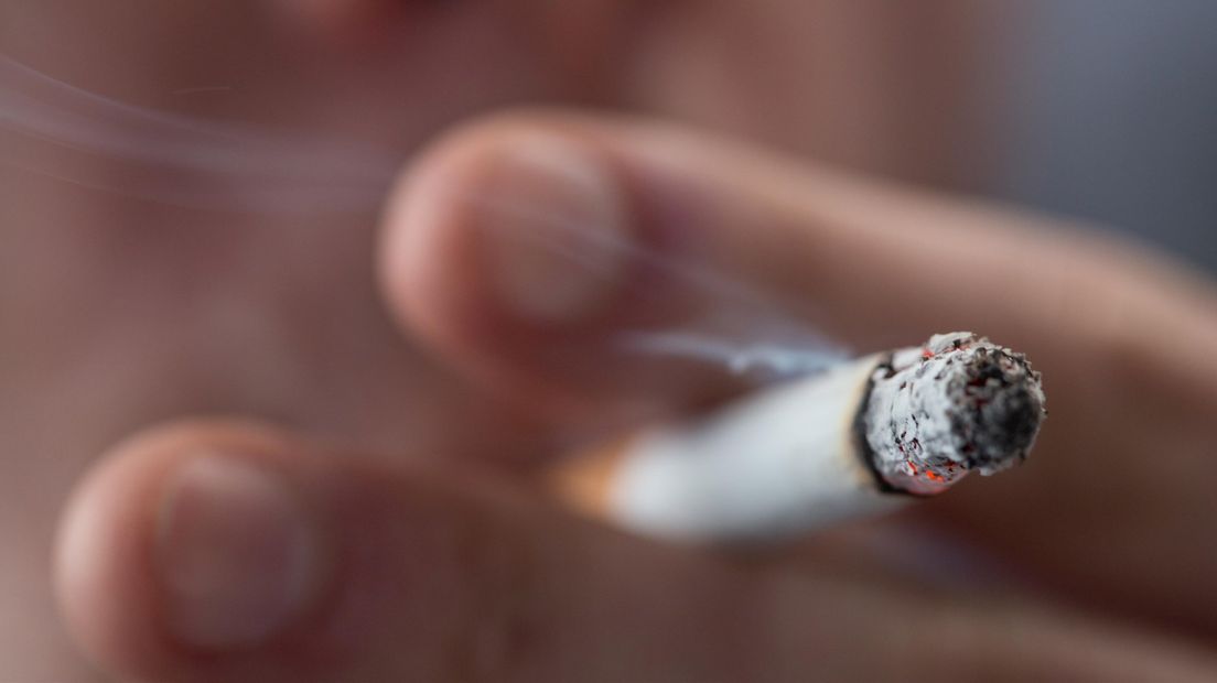 Praat mee: Er moet een rookverbod gelden op alle plekken die voor kinderen zijn ingericht