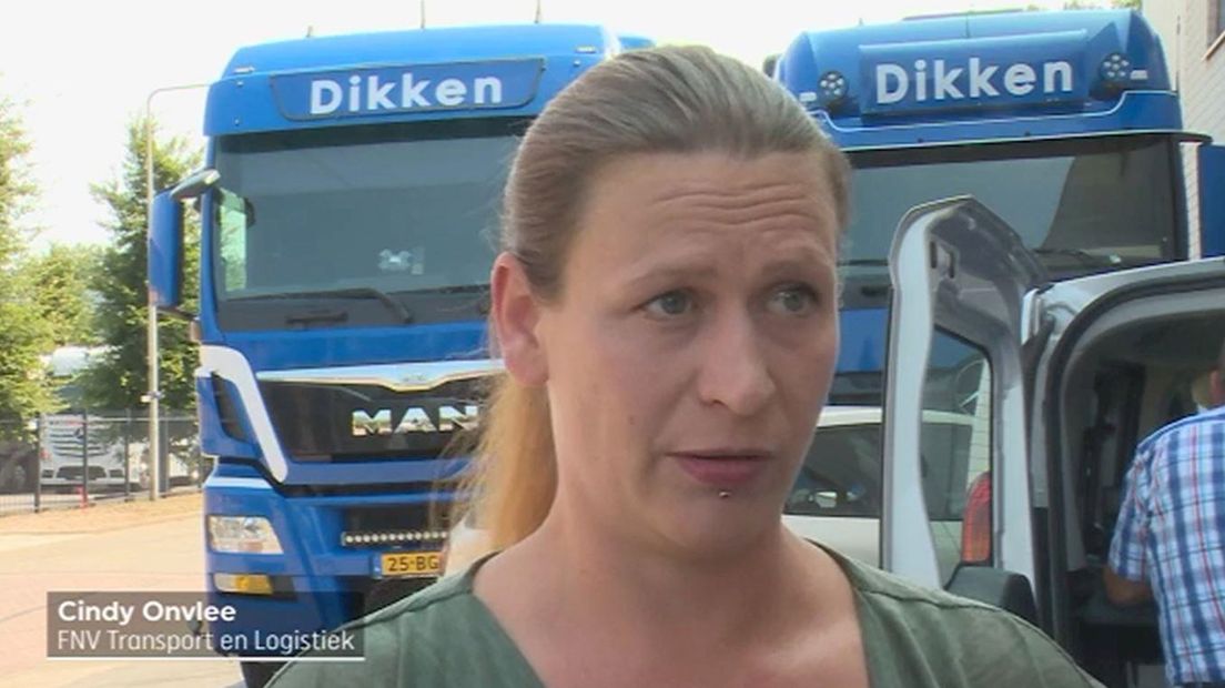 FNV-vakbondsbestuurder Cindy Onvlee ging persoonlijk opheldering vragen bij transporteur Dikken