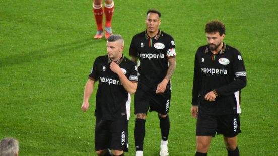 NEC verliest in Utrecht door dubieus doelpunt