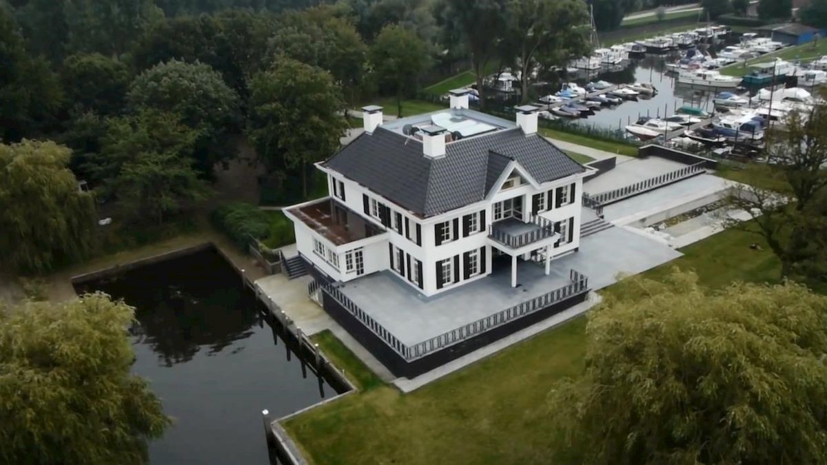Nieuw landhuis van Jan Groeneweg aan Zwarte Water Zwolle al te koop RTV Oost