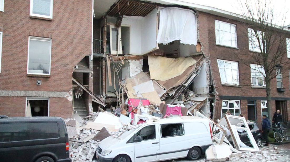 Explosie woningen Den Haag. Mogelijk mensen gewond