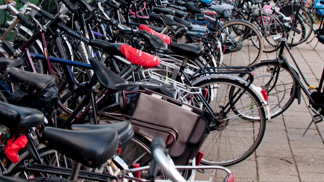 Extra fietsenstalling op station Zwolle