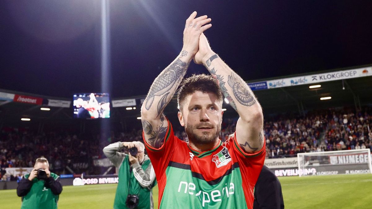Lasse Schöne neemt afscheid: 'Voorlopig keer ik niet terug in het voetbal'