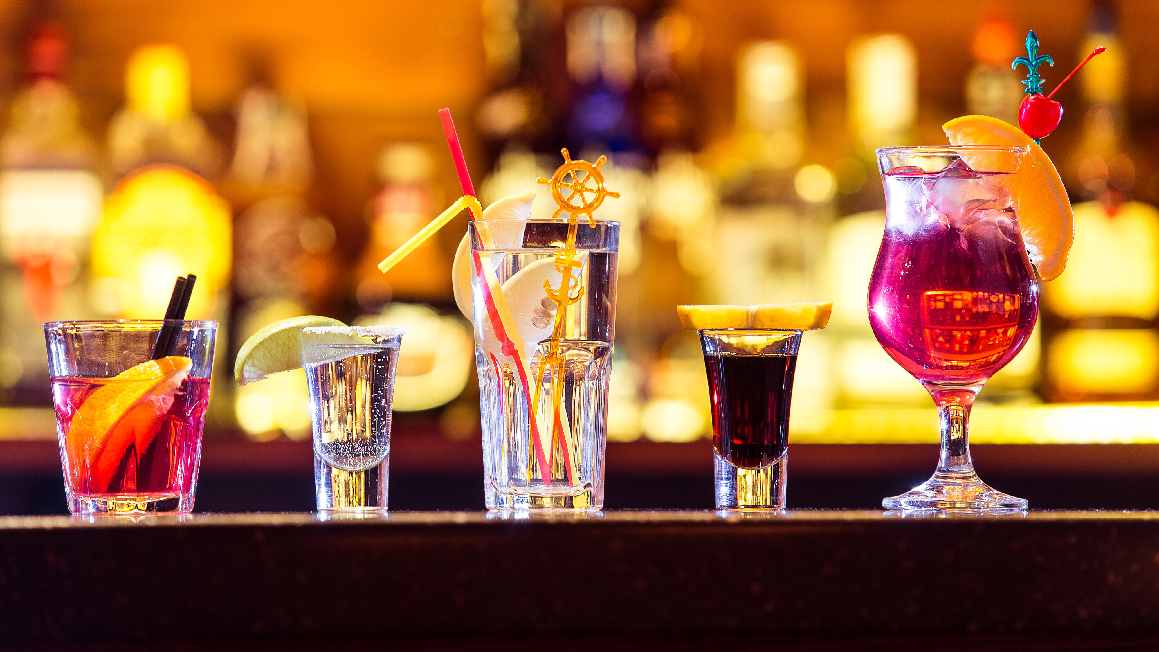 Ooststellingwerf wil 'happy hours' verbieden, maar de raad vindt het grote onzin