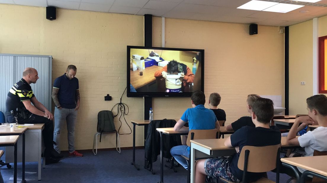 Met voorlichting op scholen hoopt men in Stadskanaal minderjarigen van de drank te houden.