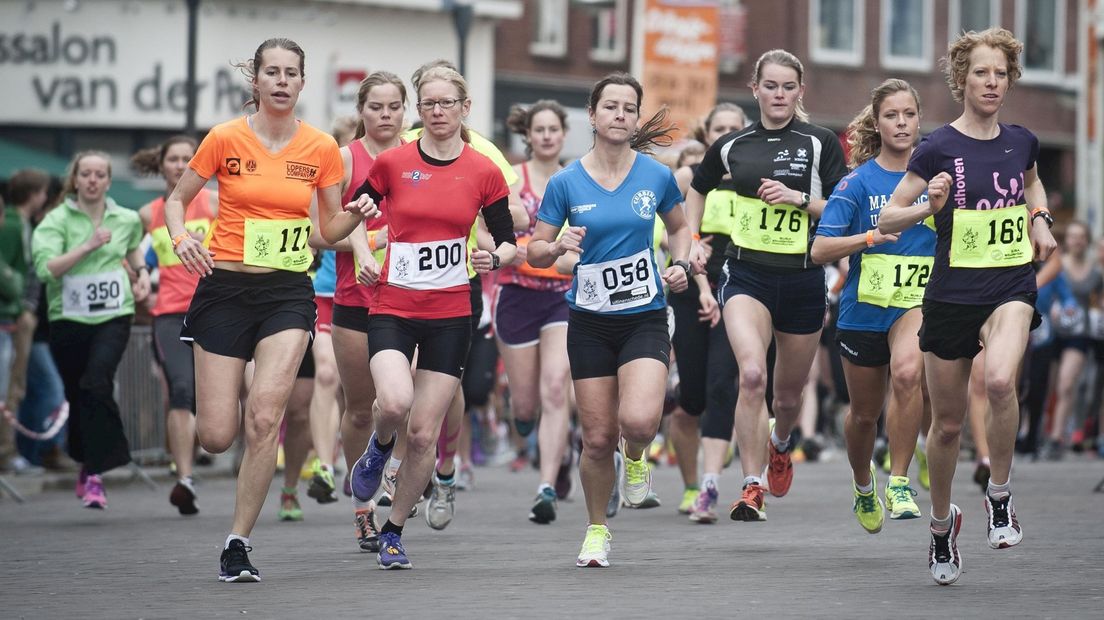 De Batavierenrace vanaf de Oude Markt