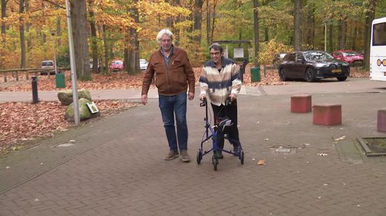 Commissaris van de koning Jetta Klijnsma brengt stem uit