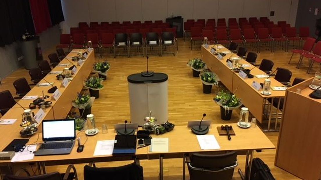 De tijdelijke vergaderzaal van de gemeenteraad van Scherpenzeel in het KulturhusBreehoek