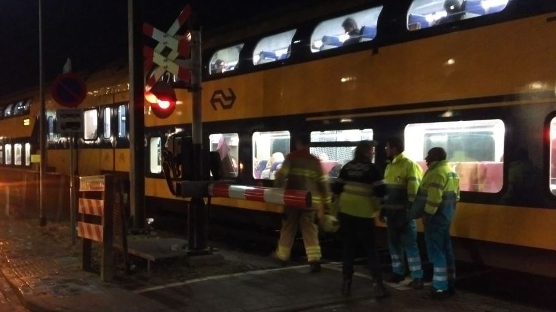 De trein die bij Velp strandde.