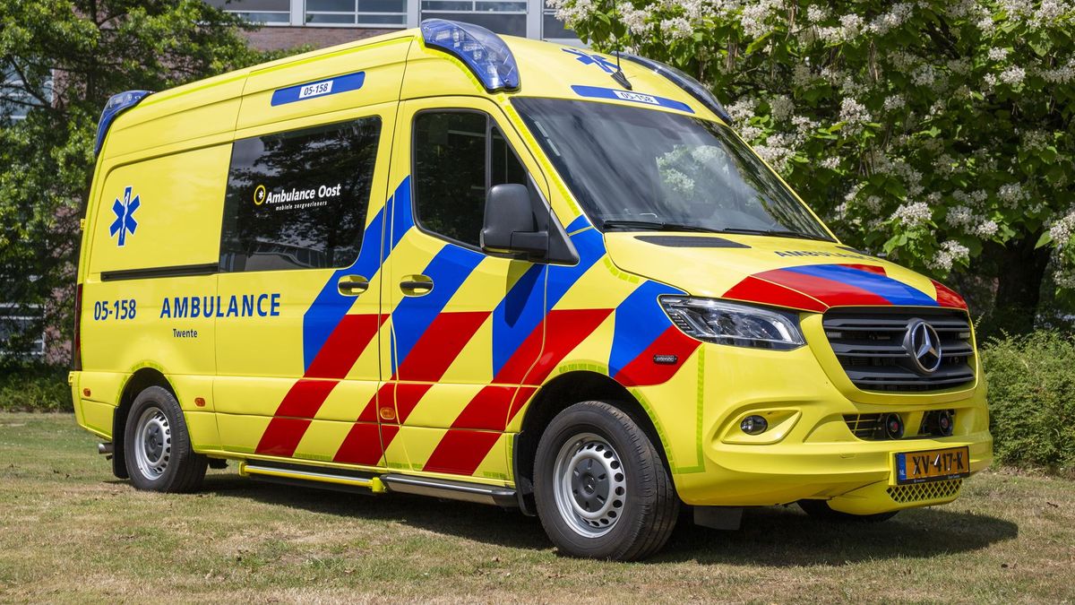 Zwolse zwaargewond bij ongeluk in Friesland, mede-inzittende overlijdt