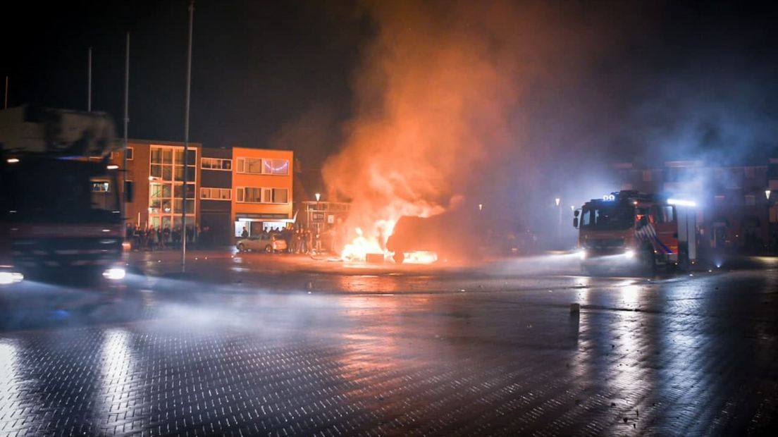 Het was opnieuw onrustig aan het Johan van Veenplein in Uithuizermeeden