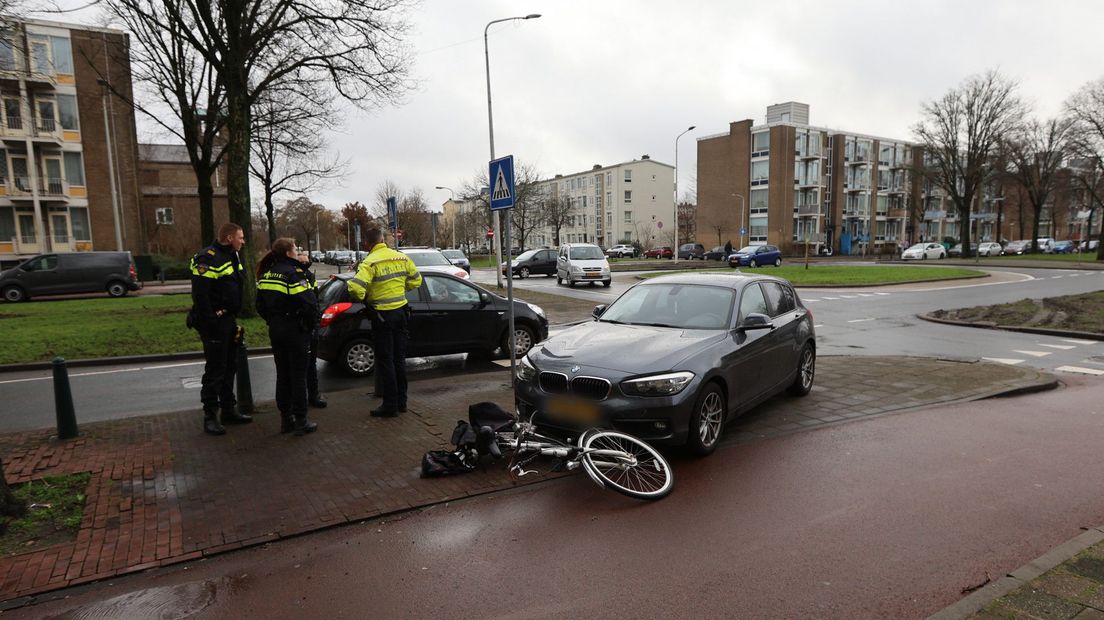 Automobiliste rijdt fietser aan op Meppelweg, politie houdt rekening met opzet