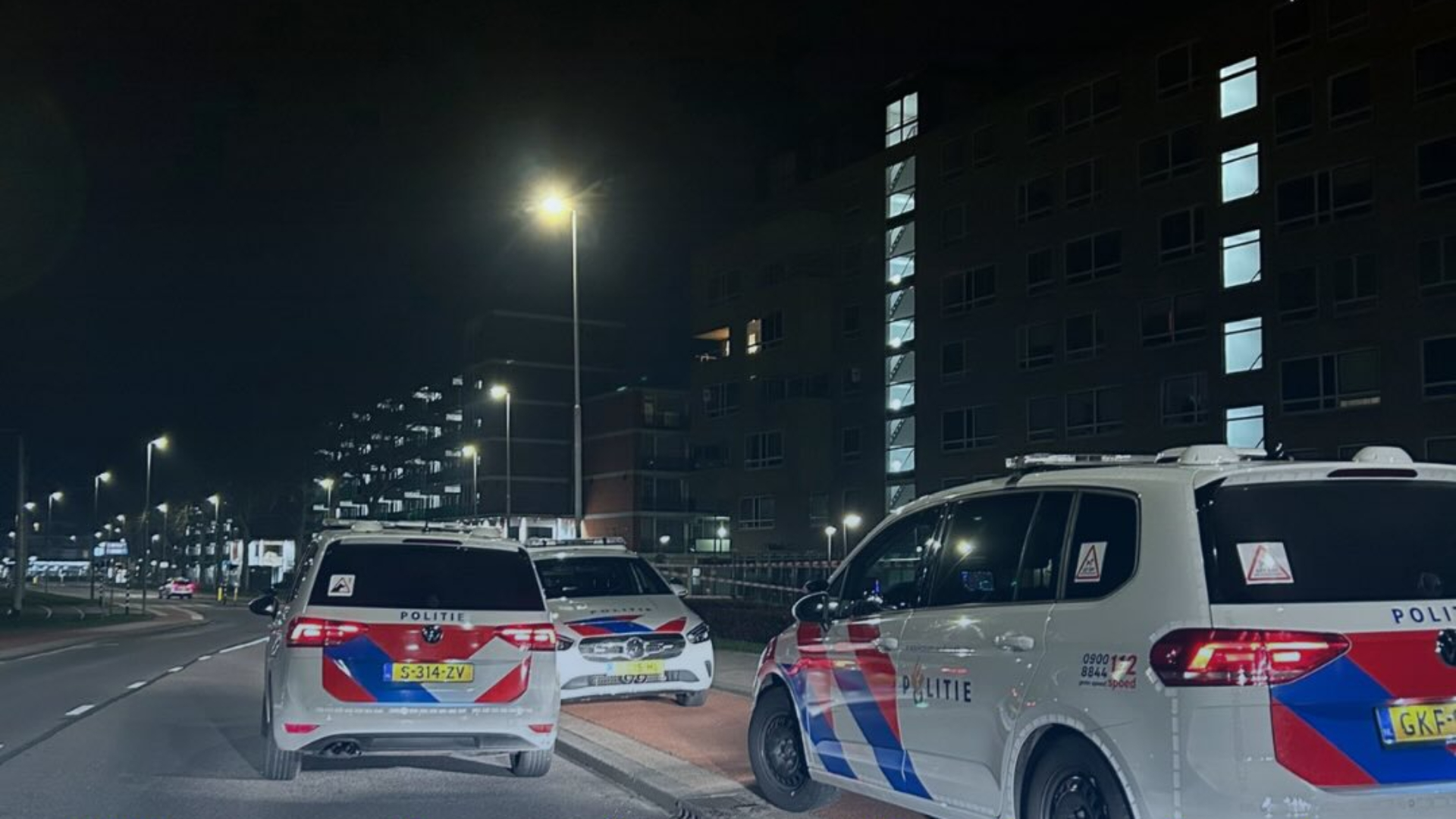 Bij de achtervolging van de twee jongens waren meerdere politieauto's betrokken