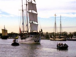 In beeld: de vlootschouw van Sail Kampen 2024