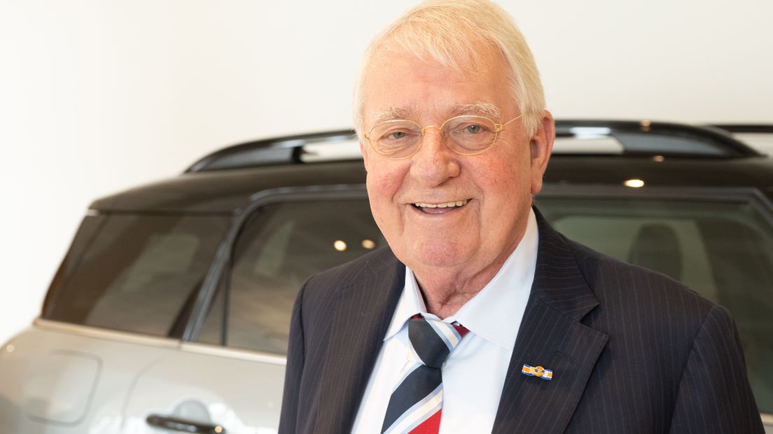 Wim van der Leegte (76), oud-topman VDL, overleden - L1 Nieuws