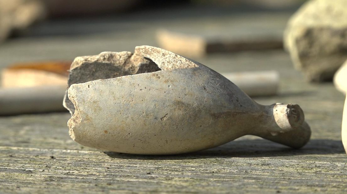 Een pijpenkop gevonden in de volkstuinen van Sauwerd