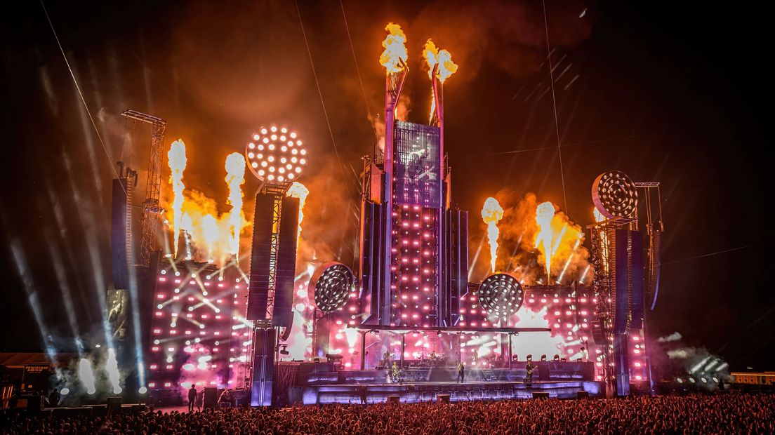 Vuur tijdens een Rammstein-concert