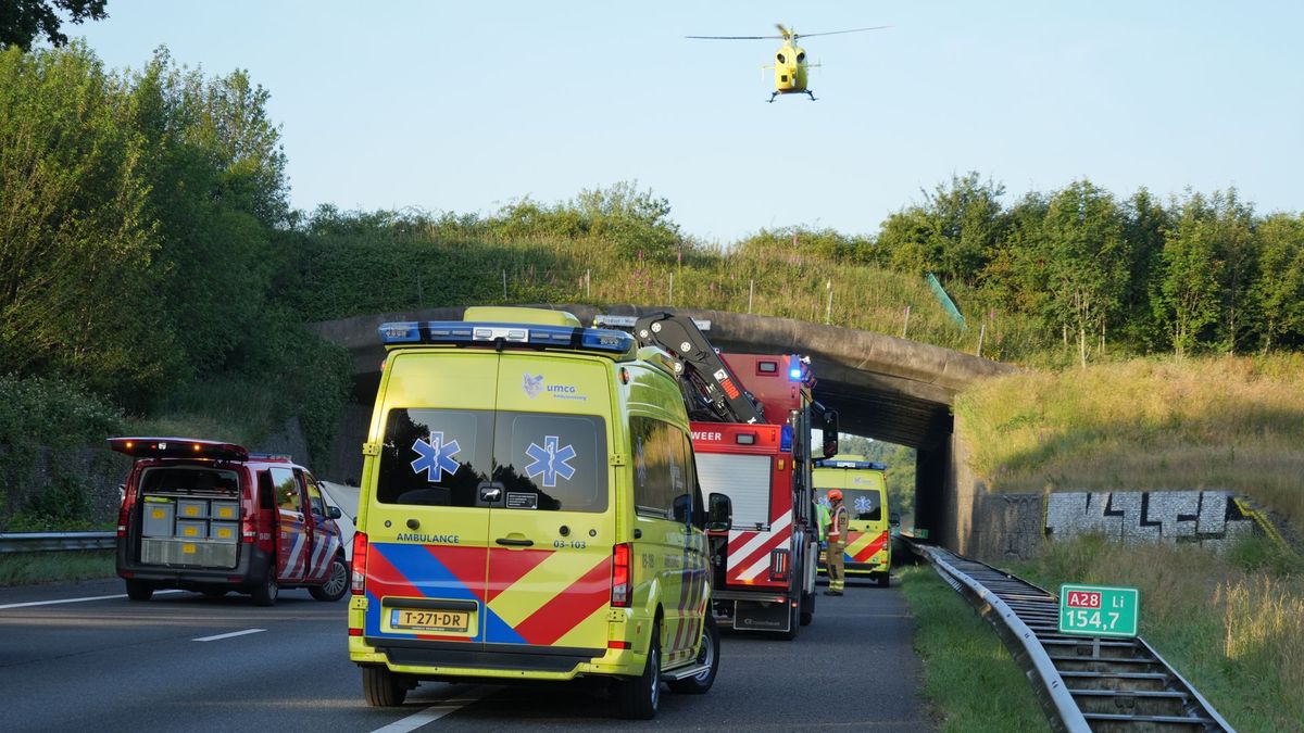Hoevelaker (20) zwaargewond in fataal ongeval A28 Spier