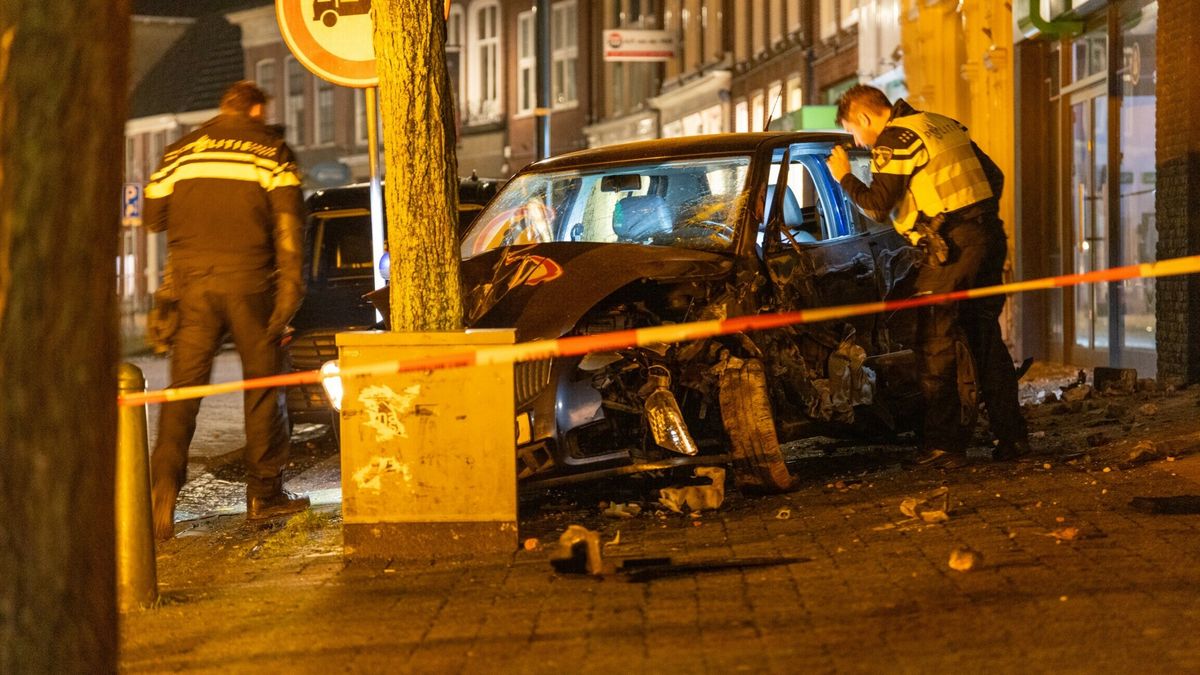 27-jarige man uit Bolsward zwaargewond bij ongeluk, voetgangers net op tijd uit de weg
