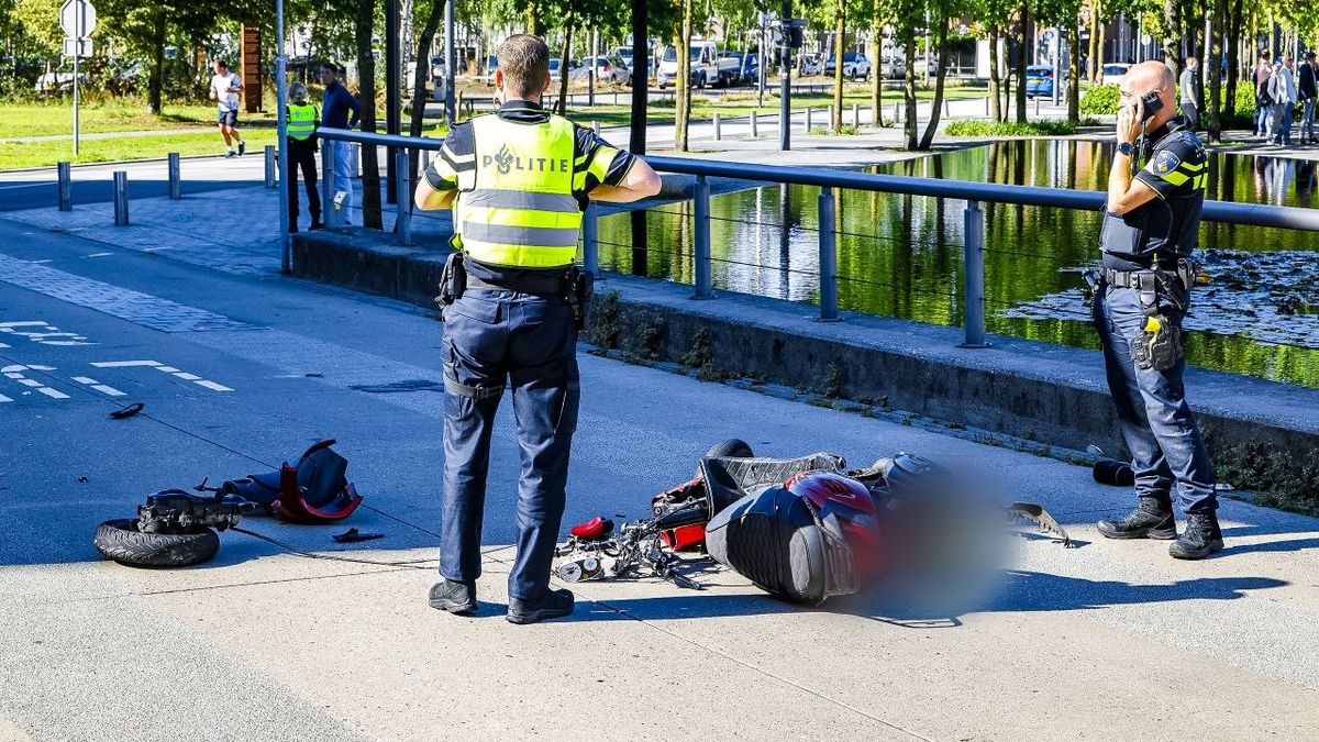 Minderjarige scooterbestuurder overlijd na ongeluk in Enschede