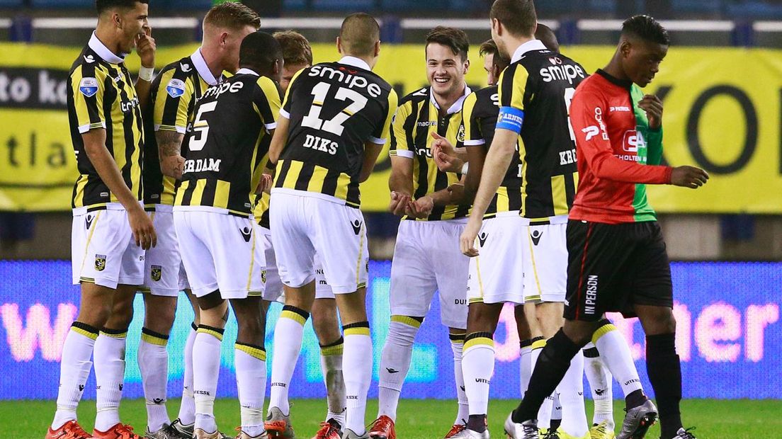 Vitesse heeft NEC verslagen met 1-0 in een tegenvallende Gelderse derby. NEC was ondermaats en Vitesse verdiende de zege.