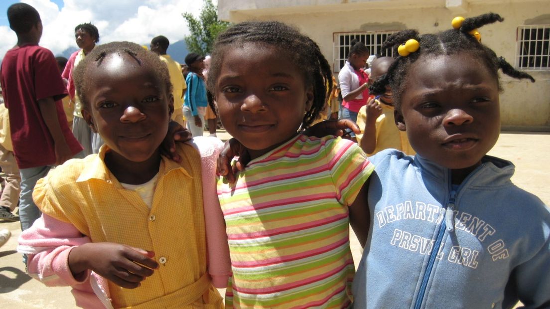 De schoolkinderen in Haiti