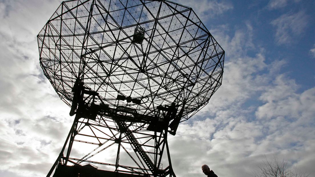 Stichting CAMRAS gebruikt en beheert de Dwingeloo Radiotelescoop (Rechten: ANP / Cynthia Boll)