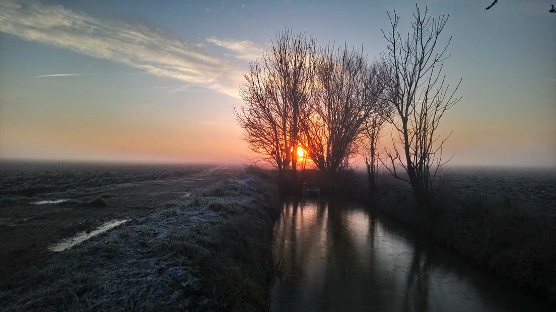 Zonsopkomst in Houten vanmorgen.