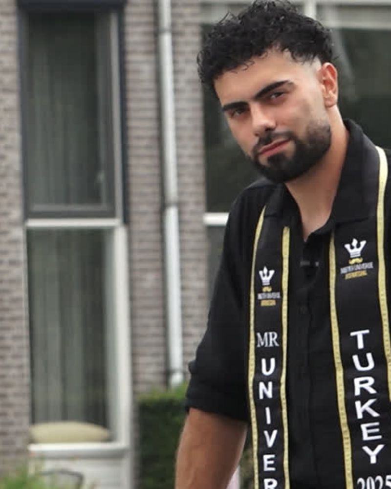 melih-24-is-de-knapste-man-van-turkije-maar-woont-gewoon-in