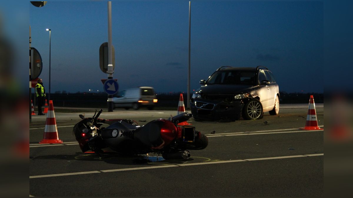 Motorrijder komt om het leven bij Scharsterbrug