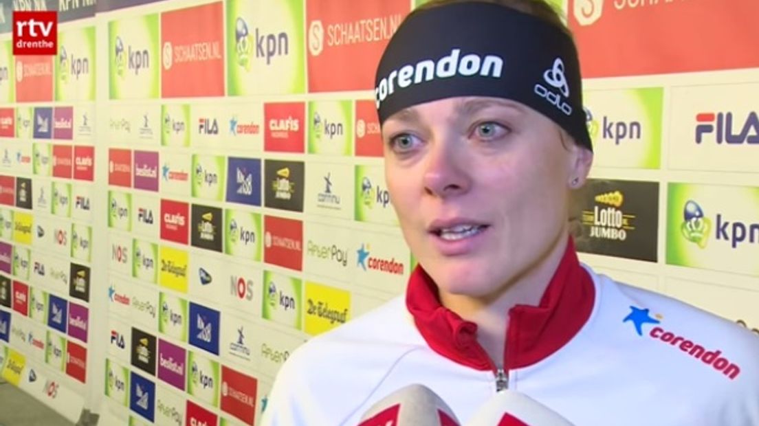 Marije Joling is super teleurgesteld na haar 3.000 meter op het WK (Rechten: TV Drenthe)