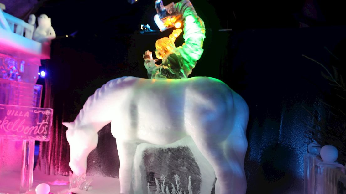 Vind jouw prins(-es) op het witte paard tussen de ijsbeelden