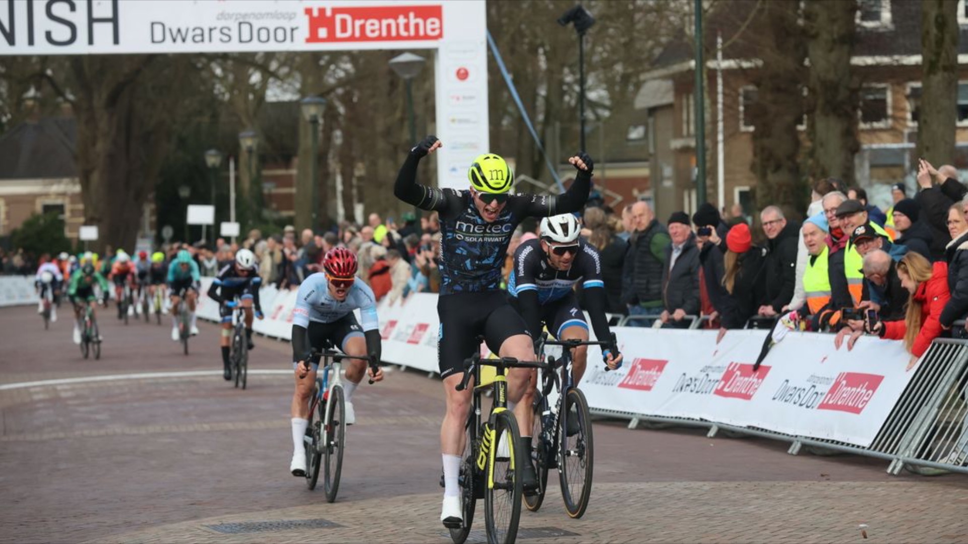 Dwars door Drenthe opent Nederlands wielerseizoen en finisht dit jaar in Assen