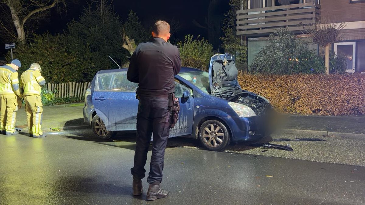 Auto uitgebrand in Oldenzaal