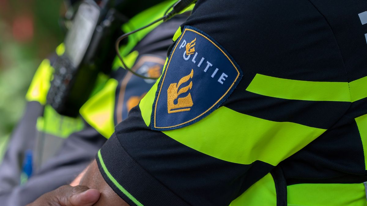 Politie beëindigt illegale raveparty in Maasbracht