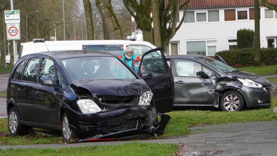 Gewonde bij aanrijding in Assen.